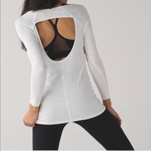 NWT LULULEMON physically fit long sleeve